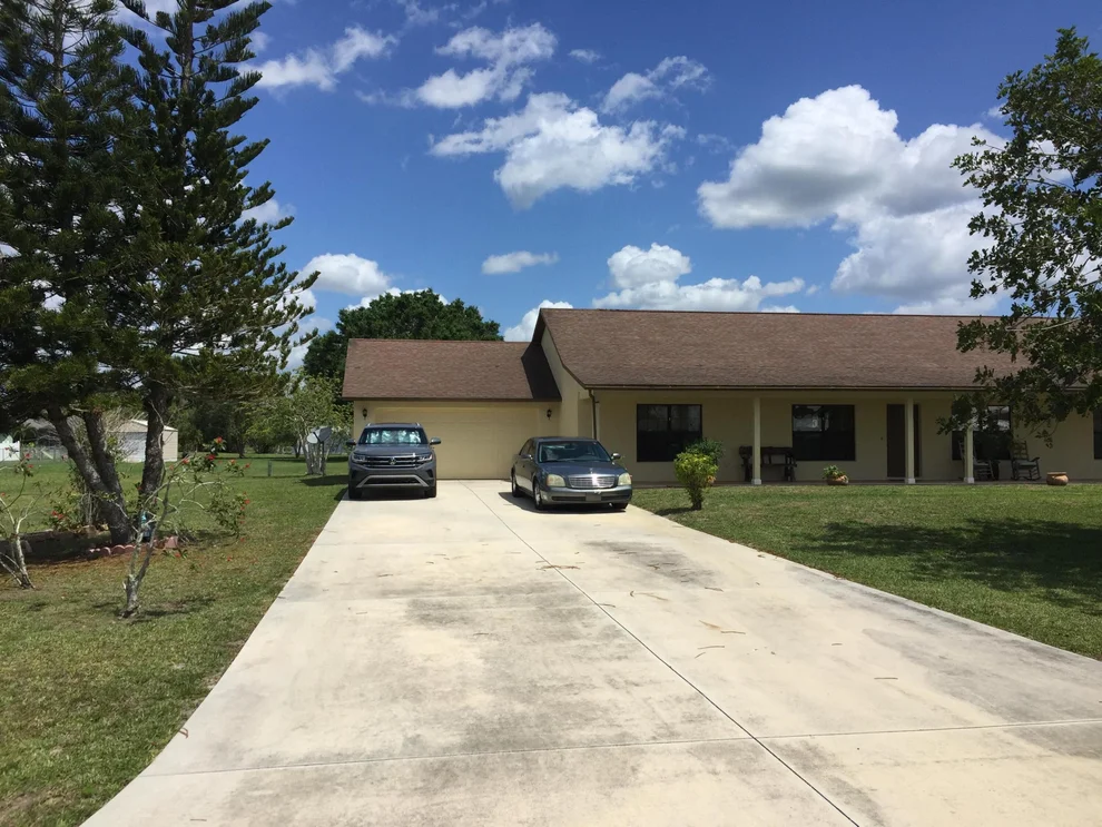 Unit for sale at 8451 SW 14th Lane, Okeechobee, FL 34974