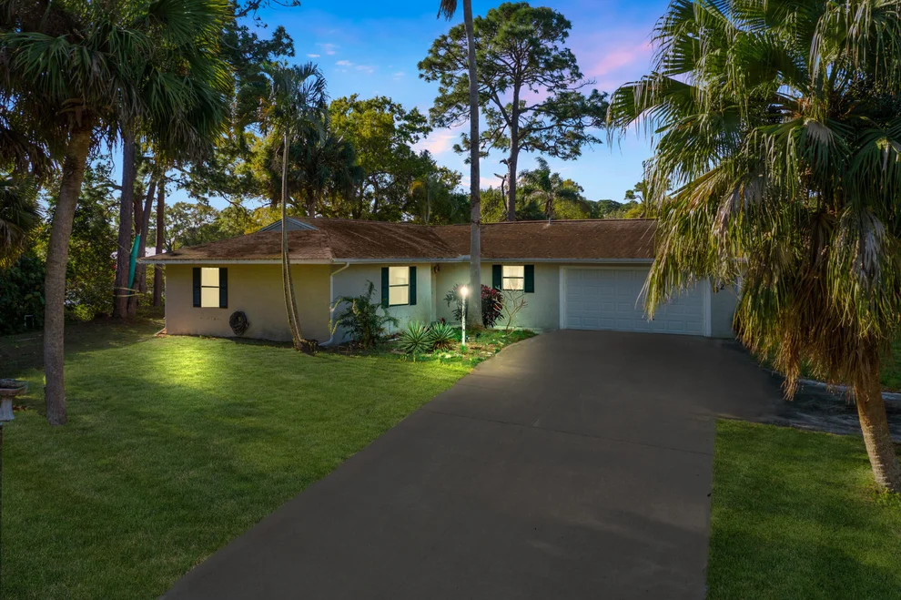 Unit for sale at 8203 Santa Clara Boulevard, Fort Pierce, FL 34951