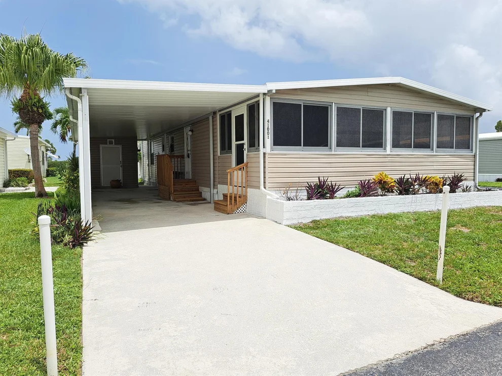 Unit for sale at 41001 Isabel Bay, Boynton Beach, FL 33436