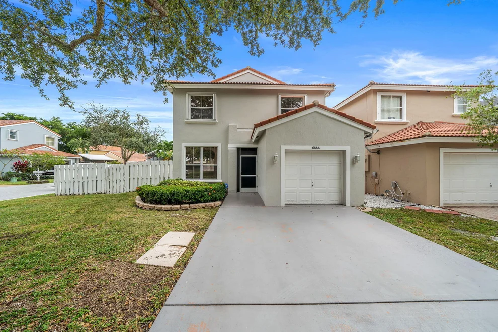 Unit for sale at 6886 Perdido Bay Terrace, Lake Worth, FL 33463