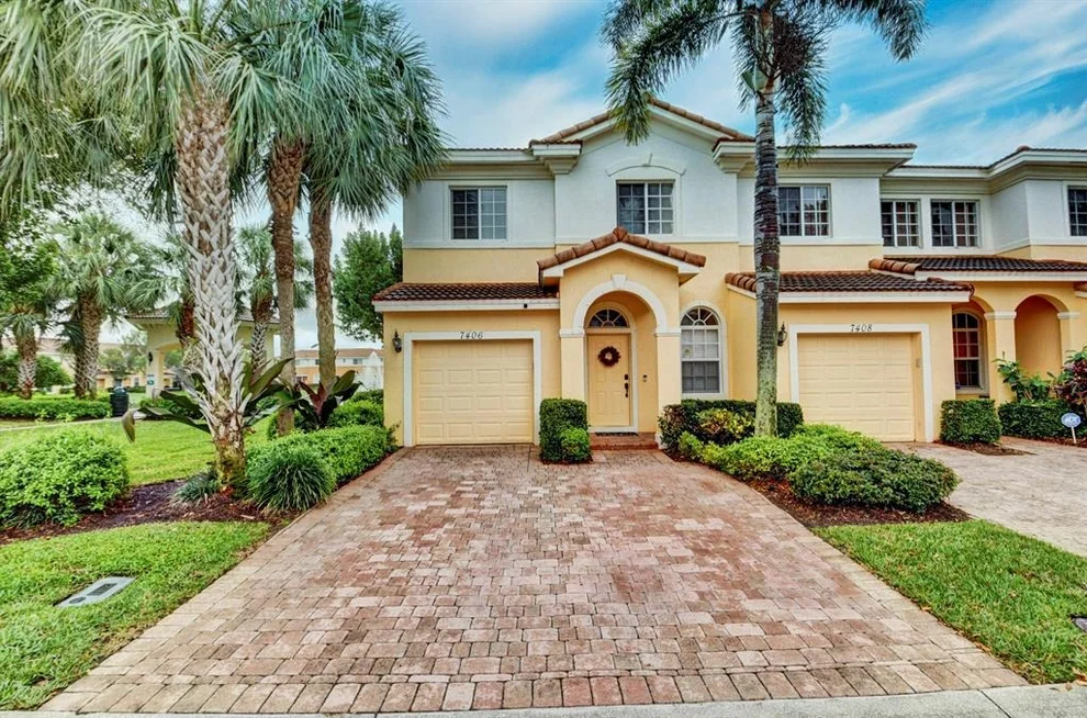 Unit for sale at 7406 Briella Drive, Boynton Beach, FL 33437