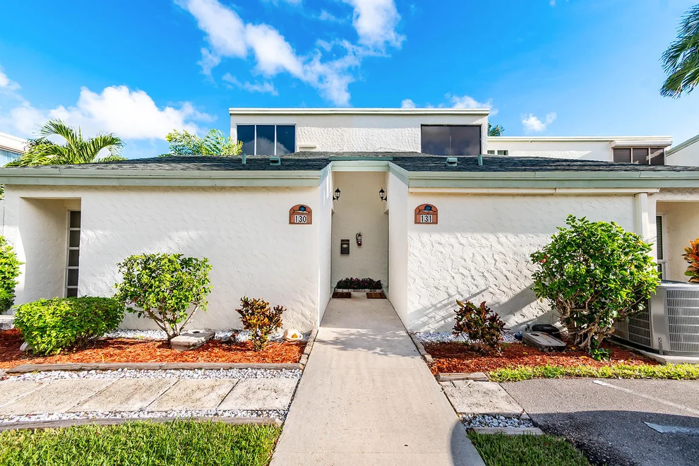 Unit for sale at 129 Lehane Terrace, North Palm Beach, FL 33408