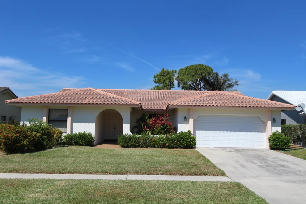 Unit for sale at 23349 Lago Mar Circle, Boca Raton, FL 33433