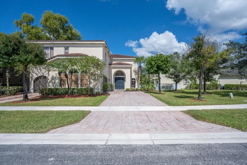 Unit for sale at 1354 Beacon Circle, Wellington, FL 33414
