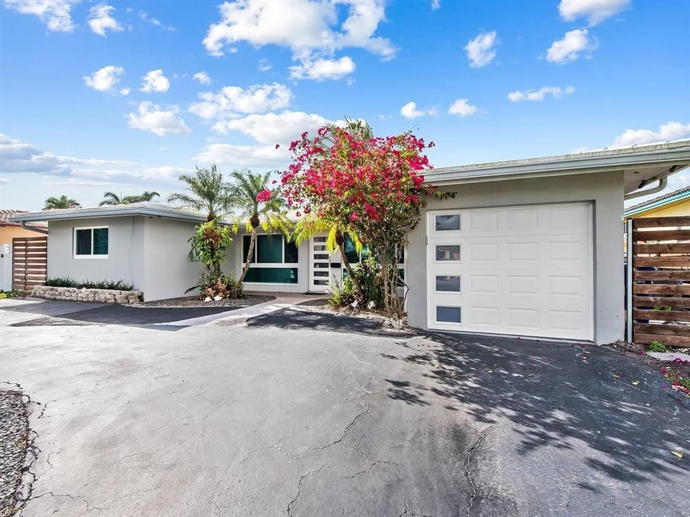 Unit for sale at 300 SE 10TH Street, Pompano Beach, FL 33060