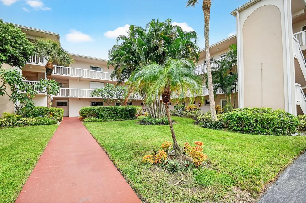 Unit for sale at 2856 Garden Drive, Lake Worth, FL 33461