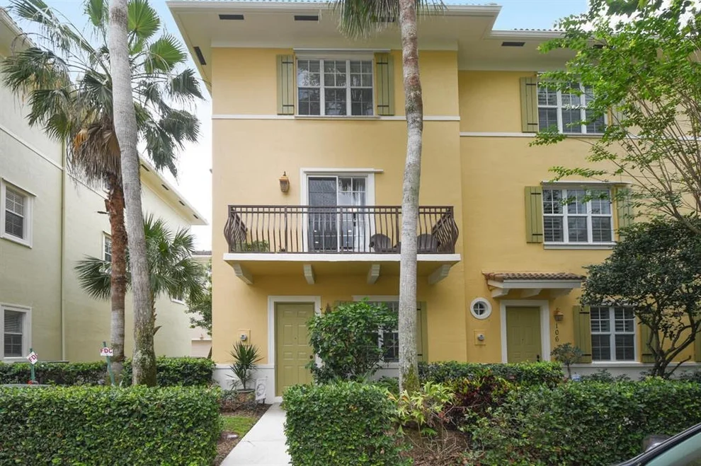 Unit for sale at 108 Osceola Lane, Jupiter, FL 33458