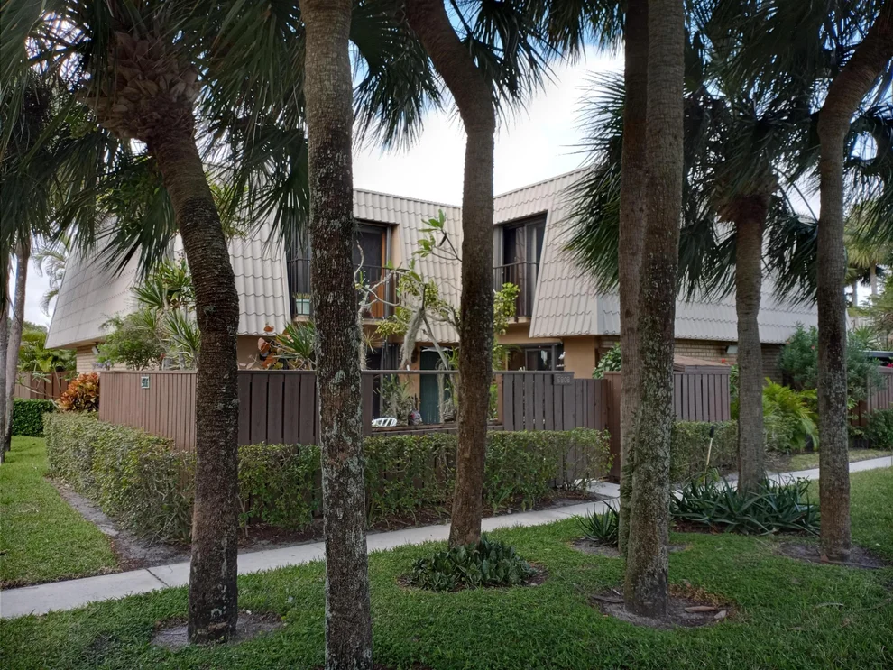 Unit for sale at 5808 58th Way, West Palm Beach, FL 33409
