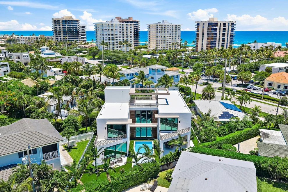 Unit for sale at 390 Jupiter Lane, Juno Beach, FL 33408