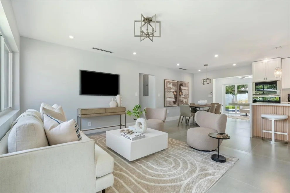 Unit for sale at 324 NE 28th Street, Wilton Manors, FL 33334