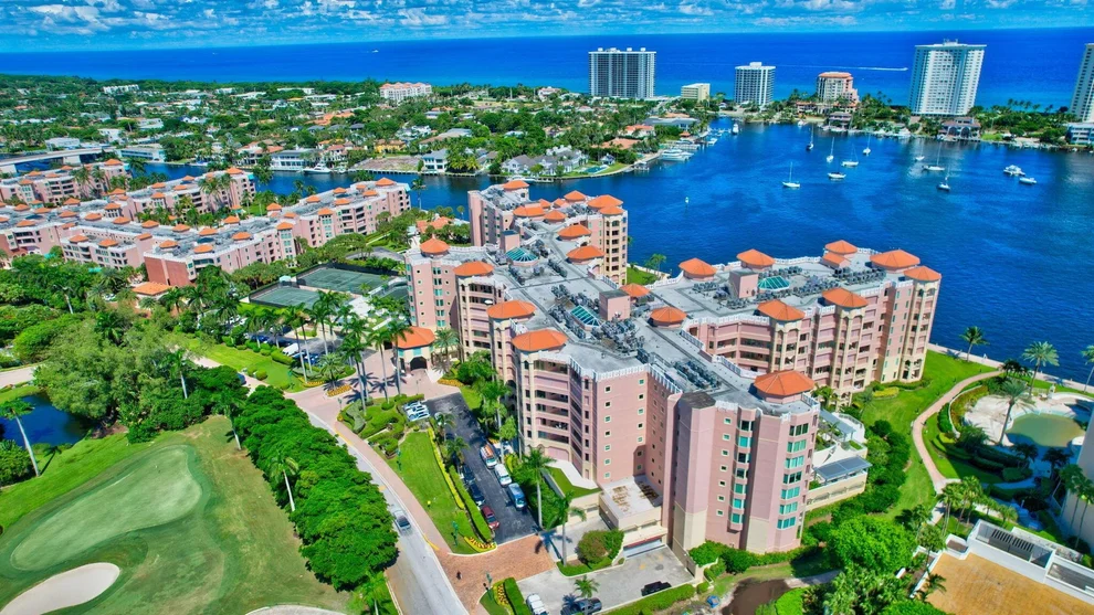 Unit for sale at 300 SE 5th Avenue, Boca Raton, FL 33432