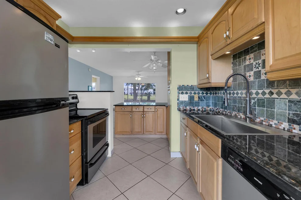 Unit for sale at 2850 W Golf Boulevard, Pompano Beach, FL 33064