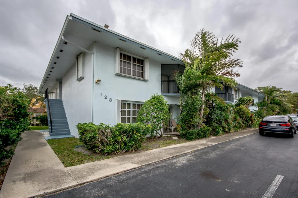 Unit for sale at 128 Lehane Terrace, North Palm Beach, FL 33408