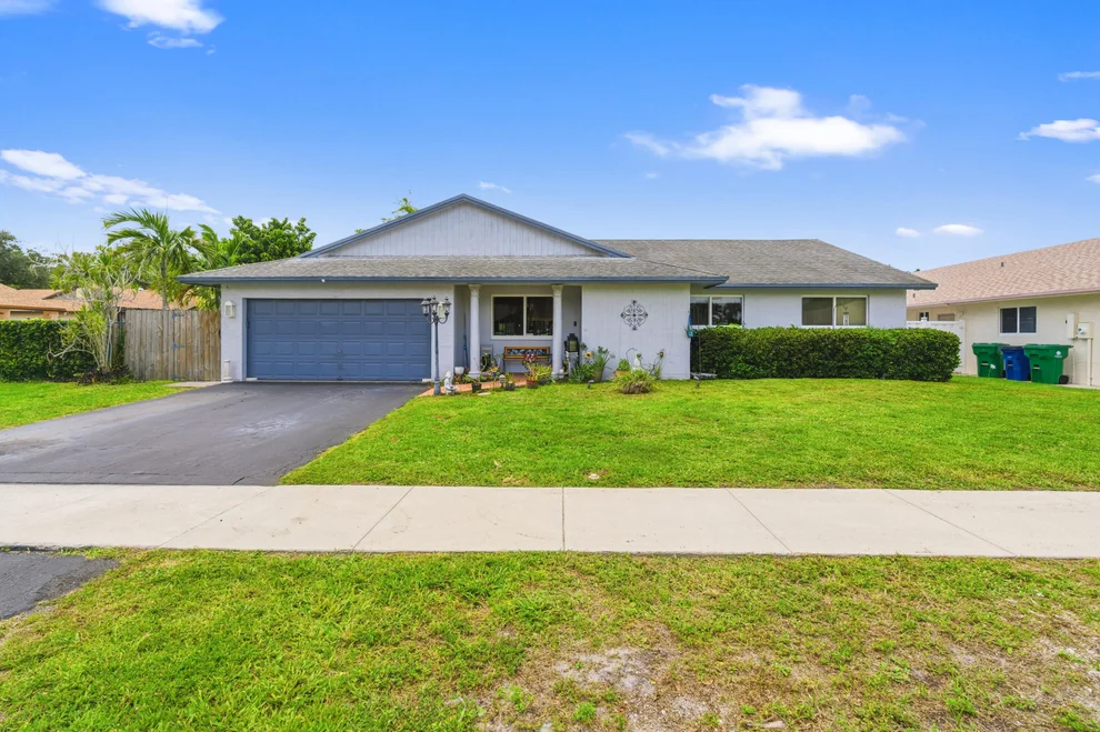 Unit for sale at 11951 SW 51st Street, Cooper City, FL 33330