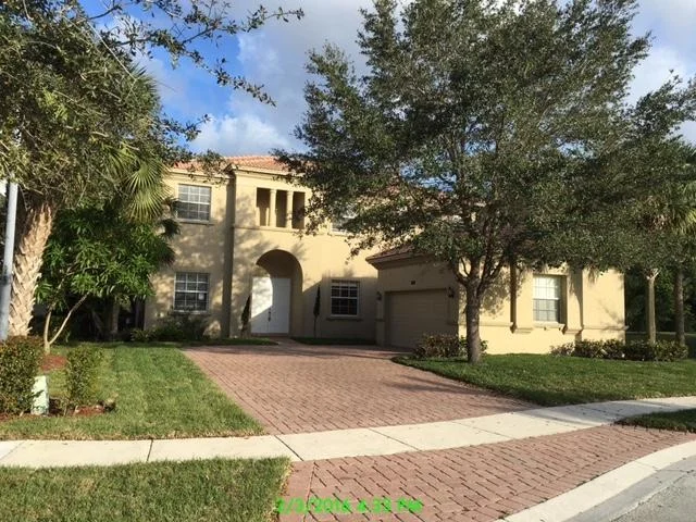 Unit for sale at 1810 Palisades Drive, West Palm Beach, FL 33411