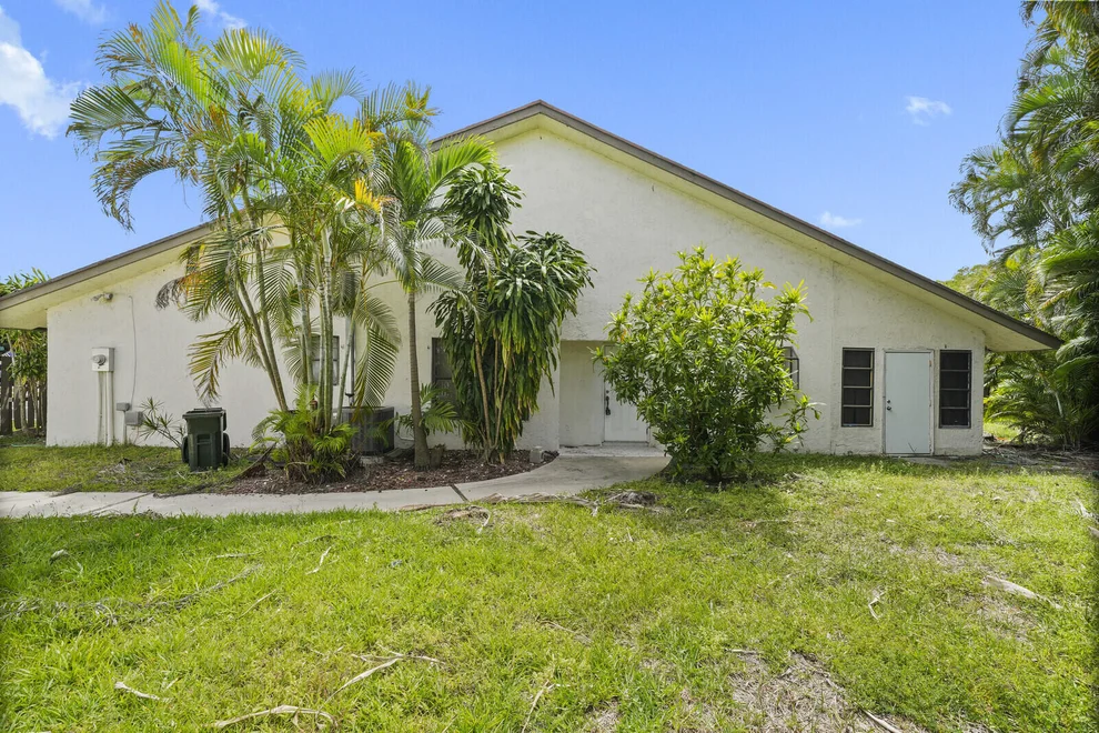Unit for sale at 200 SW 29th Avenue, Delray Beach, FL 33445