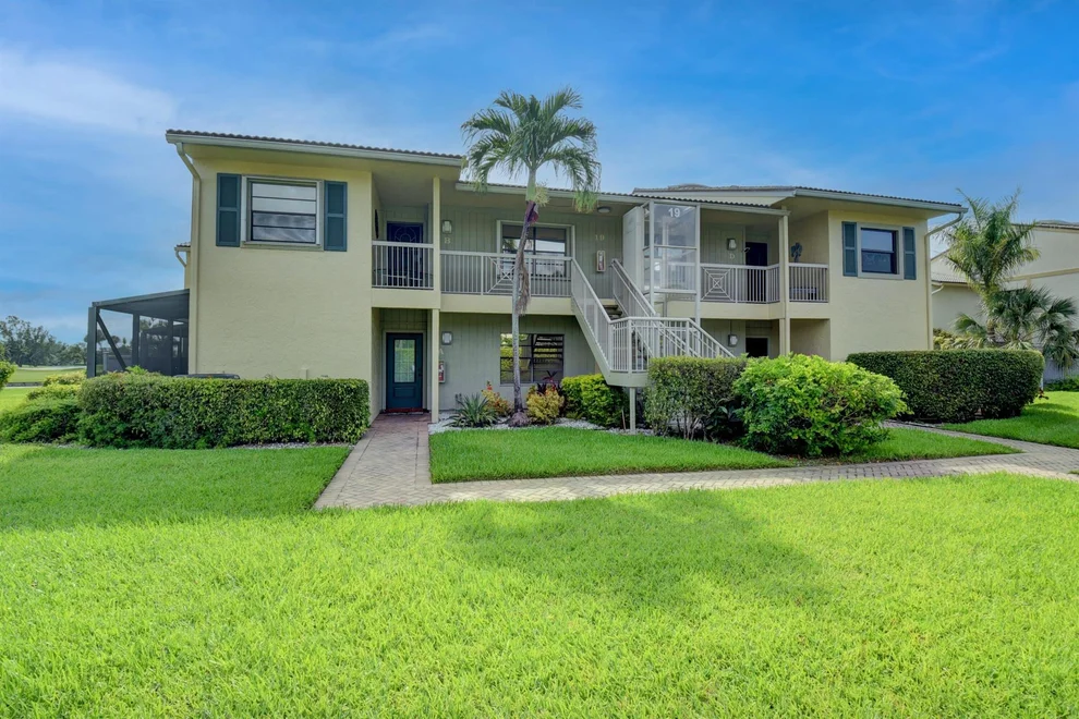 Unit for sale at 19 Eastgate Drive, Boynton Beach, FL 33436