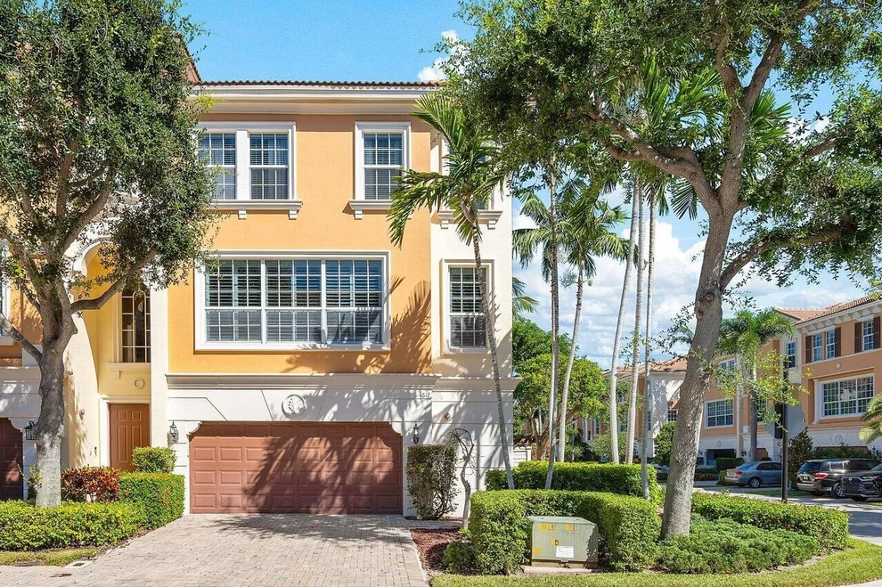 Unit for sale at 617 NE Francesca Lane, Boca Raton, FL 33487