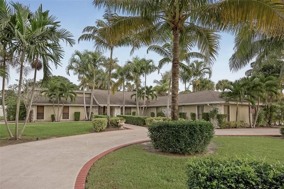 Unit for sale at 53 Milestone Way, West Palm Beach, FL 33415