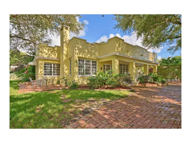 Unit for sale at 1316 N Rio Vista Boulevard, Fort Lauderdale, FL 33316