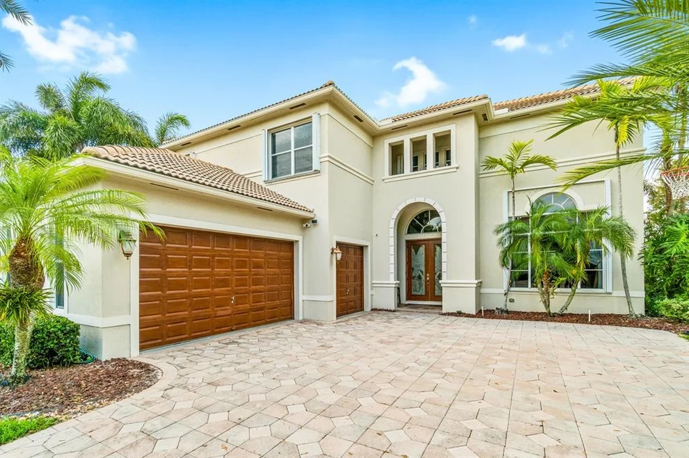 Unit for sale at 1386 Beacon Circle, Wellington, FL 33414