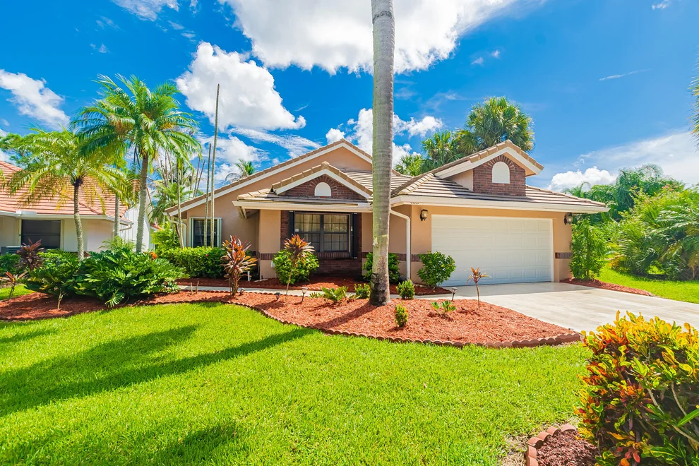 Unit for sale at 463 SW Jefferson Circle, Port St Lucie, FL 34986
