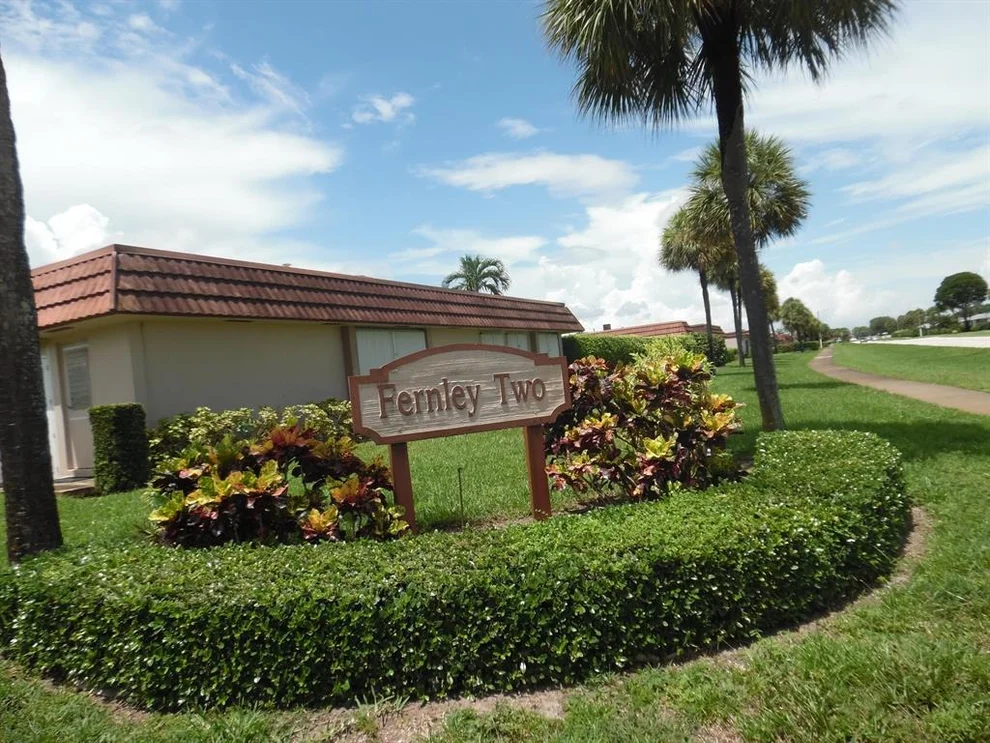 Unit for sale at 5725 Fernley Drive E, West Palm Beach, FL 33415