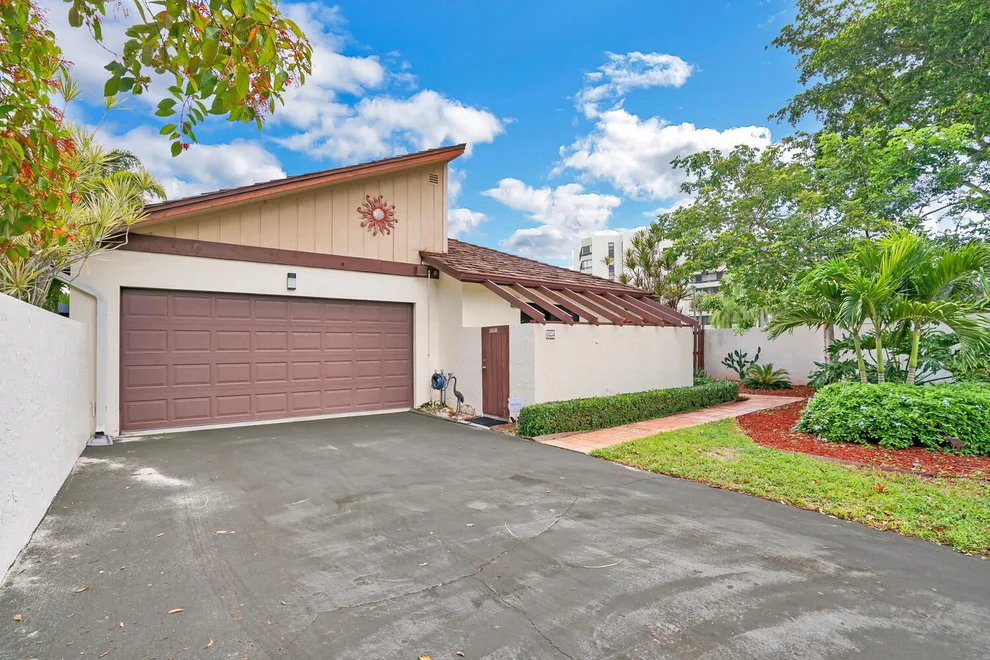 Unit for sale at 6534 Contempo Lane, Boca Raton, FL 33433