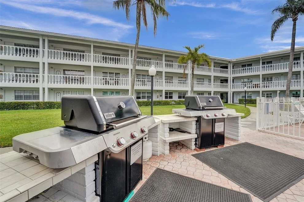 Unit for sale at 5203 NE 24 Terrace, Fort Lauderdale, FL 33308