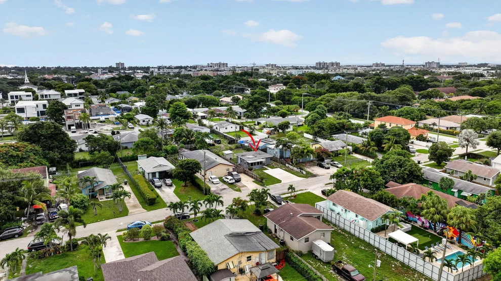 Unit for sale at 323 NW 4TH Avenue, Delray Beach, FL 33444