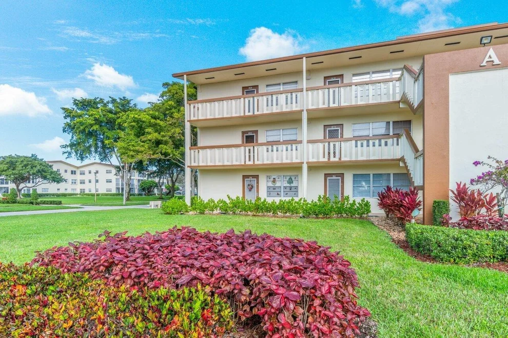 Unit for sale at 29 Mansfield A, Boca Raton, FL 33434