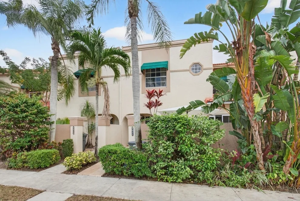 Unit for sale at 6621 Via Regina, Boca Raton, FL 33433