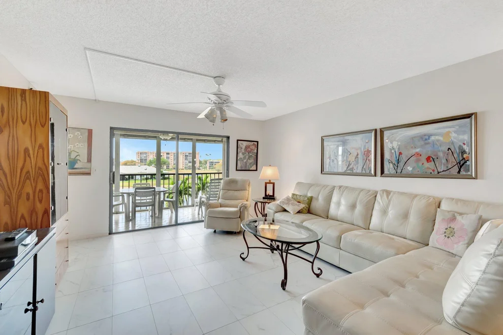 Unit for sale at 14425 Strathmore Lane, Delray Beach, FL 33446
