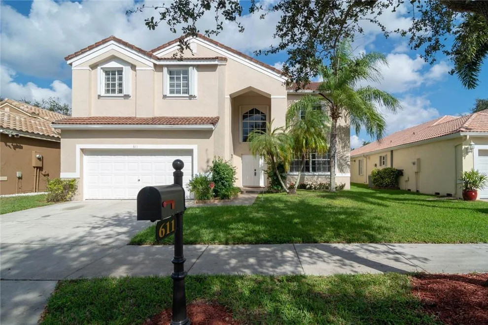 Unit for sale at 611 Cambridge Terrace, Weston, FL 33326