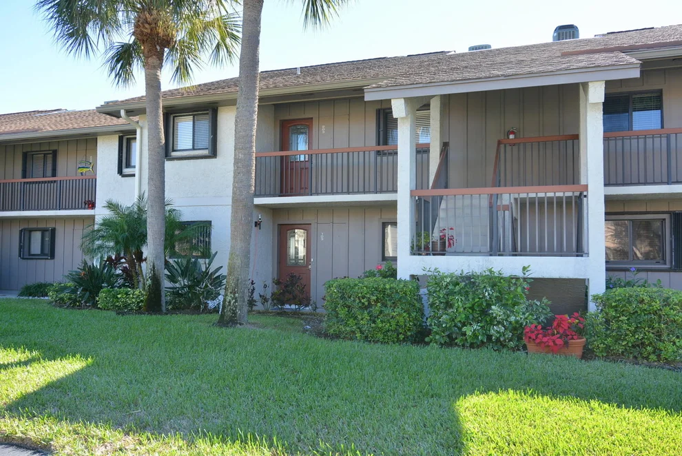Unit for sale at 1600 NE Dixie Highway, Jensen Beach, FL 34957