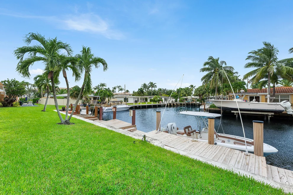 Unit for sale at 301 E MCNAB Road, Pompano Beach, FL 33060