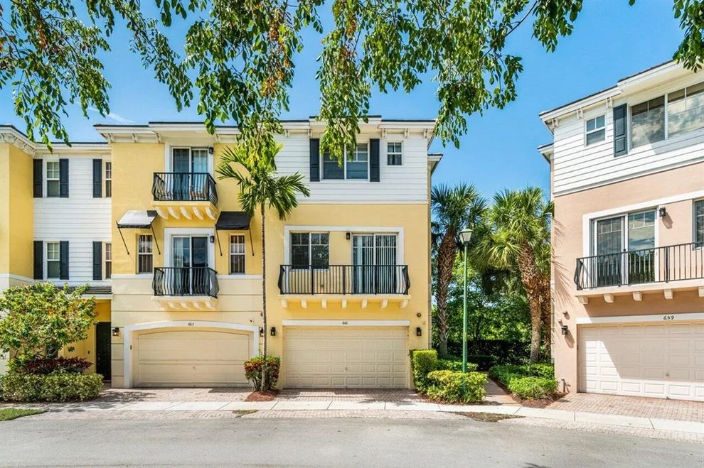 Unit for sale at 661 NW 38th Circle, Boca Raton, FL 33431