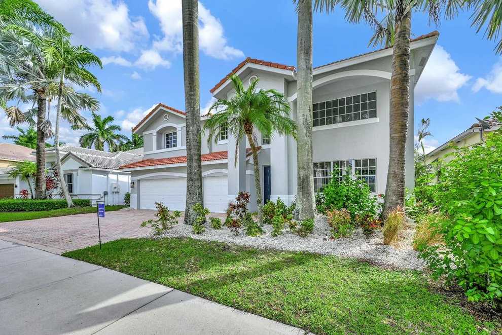 Unit for sale at 2538 Hunters Run Way, Weston, FL 33327