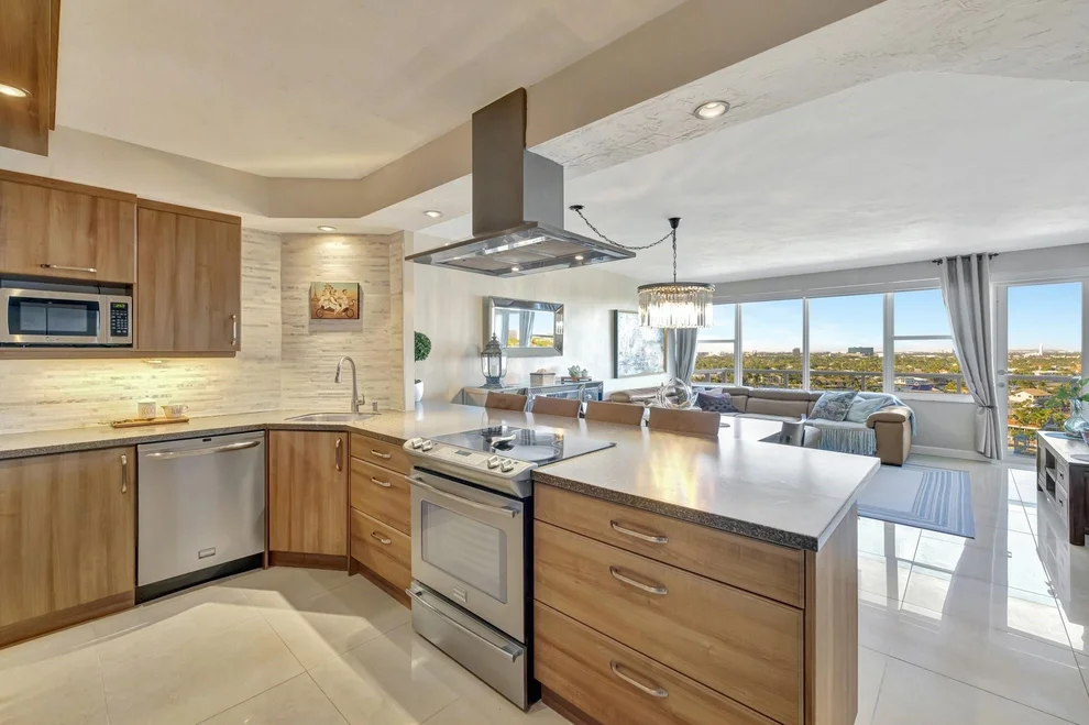 Unit for sale at 3300 NE 36th Street, Fort Lauderdale, FL 33308
