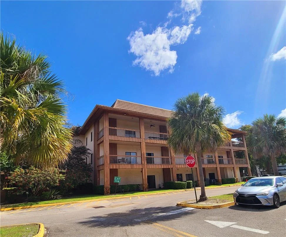 Unit for sale at 7800 W Oakland Park, Fort Lauderdale, FL 33351