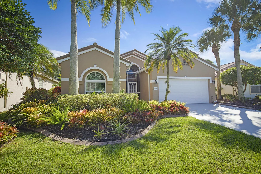 Unit for sale at 3360 SE Fairway Oaks Trail SE, Stuart, FL 34997