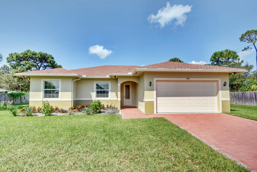 Unit for sale at 4427 Dale Road, Palm Springs, FL 33461
