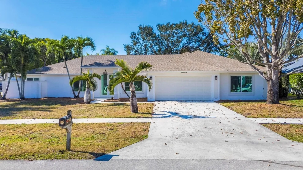 Unit for sale at 12865 Kingsway Road, Wellington, FL 33414