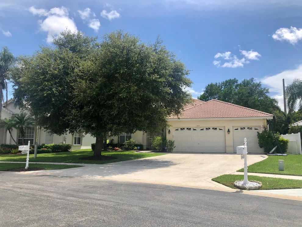 Unit for sale at 6424 Bridgeport Lane, Lake Worth, FL 33463
