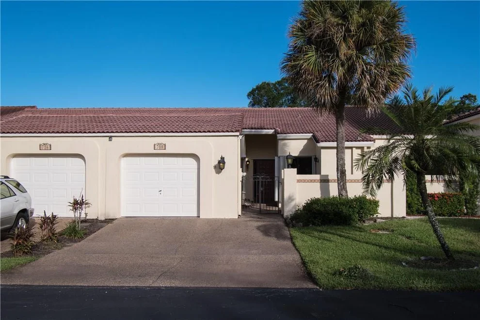 Unit for sale at 708 Emerald Way, Deerfield Beach, FL 33442