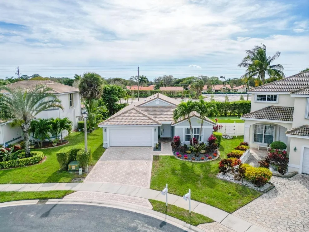 Unit for sale at 8260 Palm Gate Drive, Boynton Beach, FL 33436