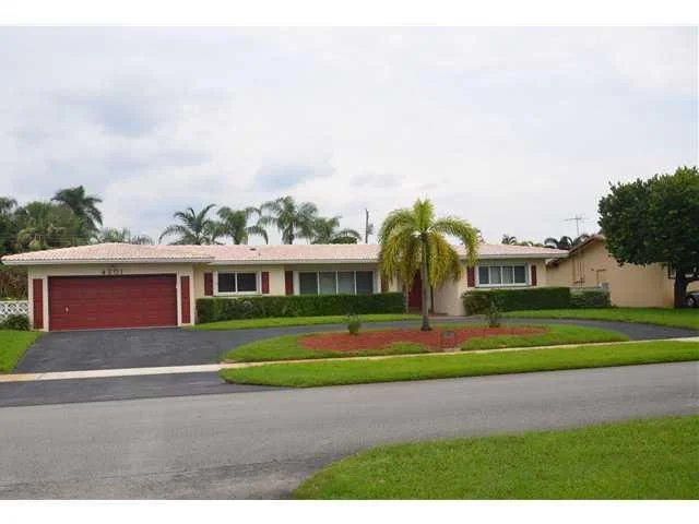 Unit for sale at 4501 Pierce Street, Hollywood, FL 33021