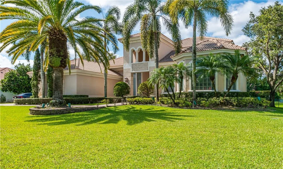 Unit for sale at 12202 NW 19th Street, Plantation, FL 33323