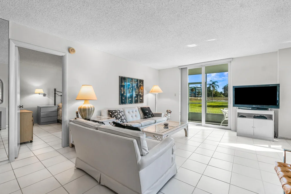 Unit for sale at 250 NW 67th Street, Boca Raton, FL 33487