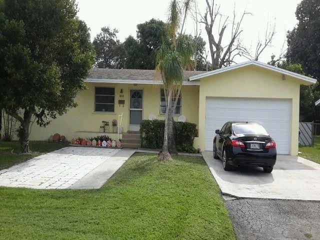 Unit for sale at 812 SW 14th Court, Fort Lauderdale, FL 33315